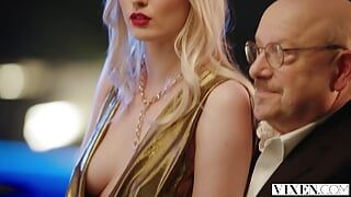 VIXEN Irresistible High Roller Amber Only Plays To Win